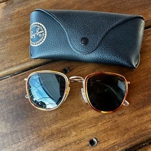 Vintage Bausch & Lomb Ray Ban sunglasses
